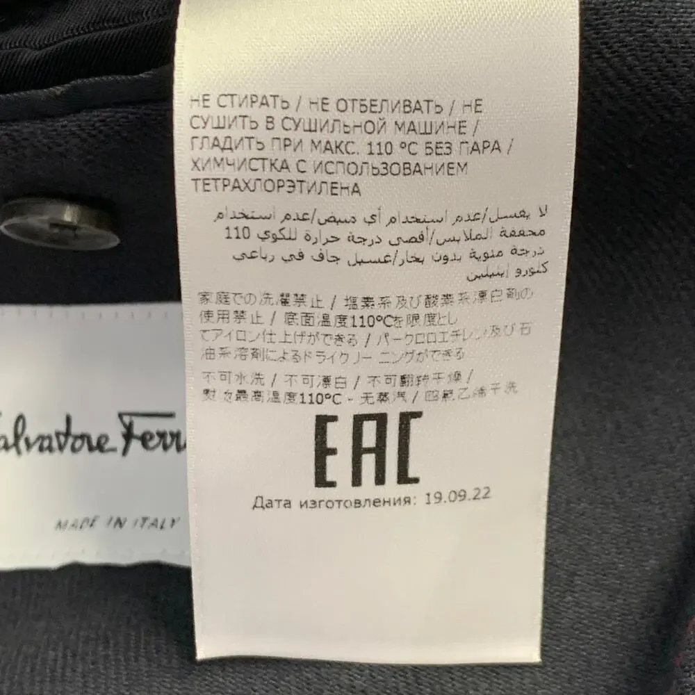 SALVATORE FERRAGAMO Size 42 Navy Twill Virgin Wool Cotton Sport Coat